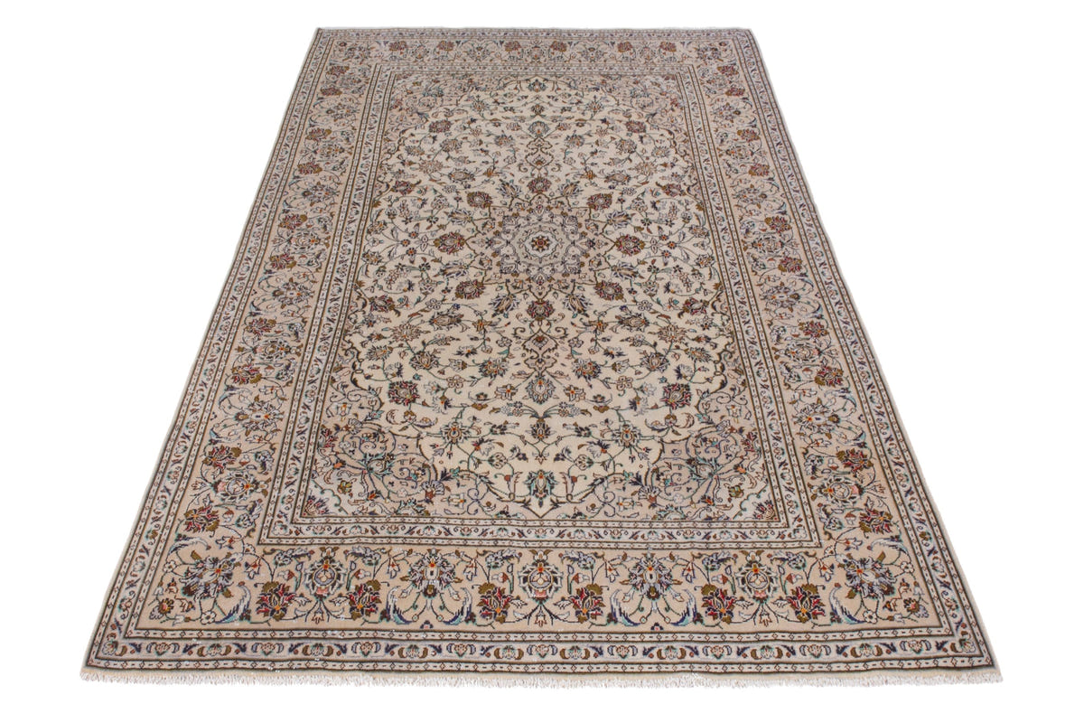 3524, Persian Kashan Area Rug