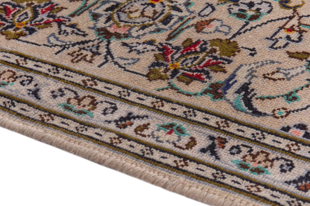 3524, Persian Kashan Area Rug
