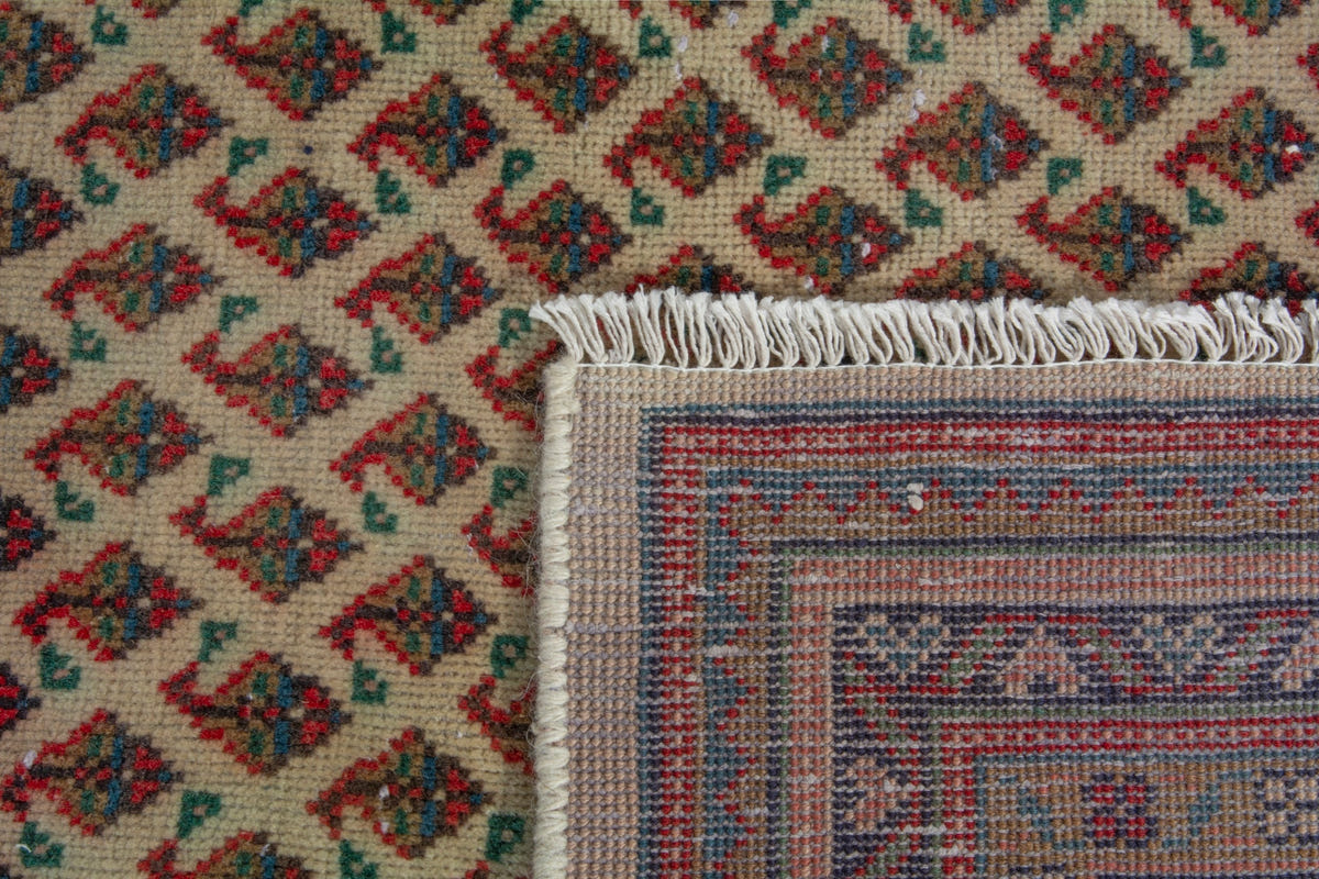 3529, Persian Arak Oversized Rug