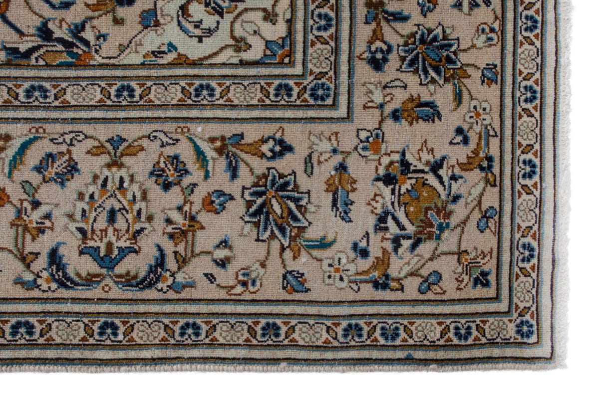 3552, Persian Kashan Oversized Rug