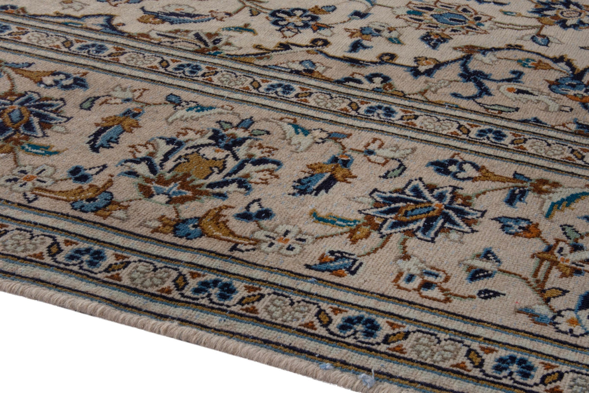 3552, Persian Kashan Oversized Rug