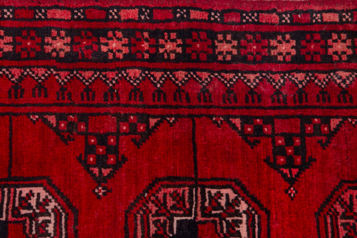 3646, Persian Baluch Rug