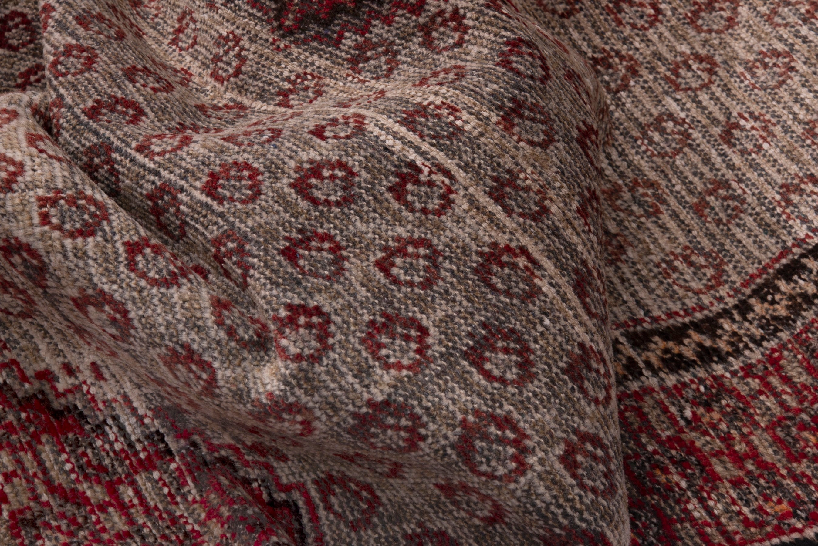 Persian Ferdos accent rug in cream and burgundy, view 16 of 18