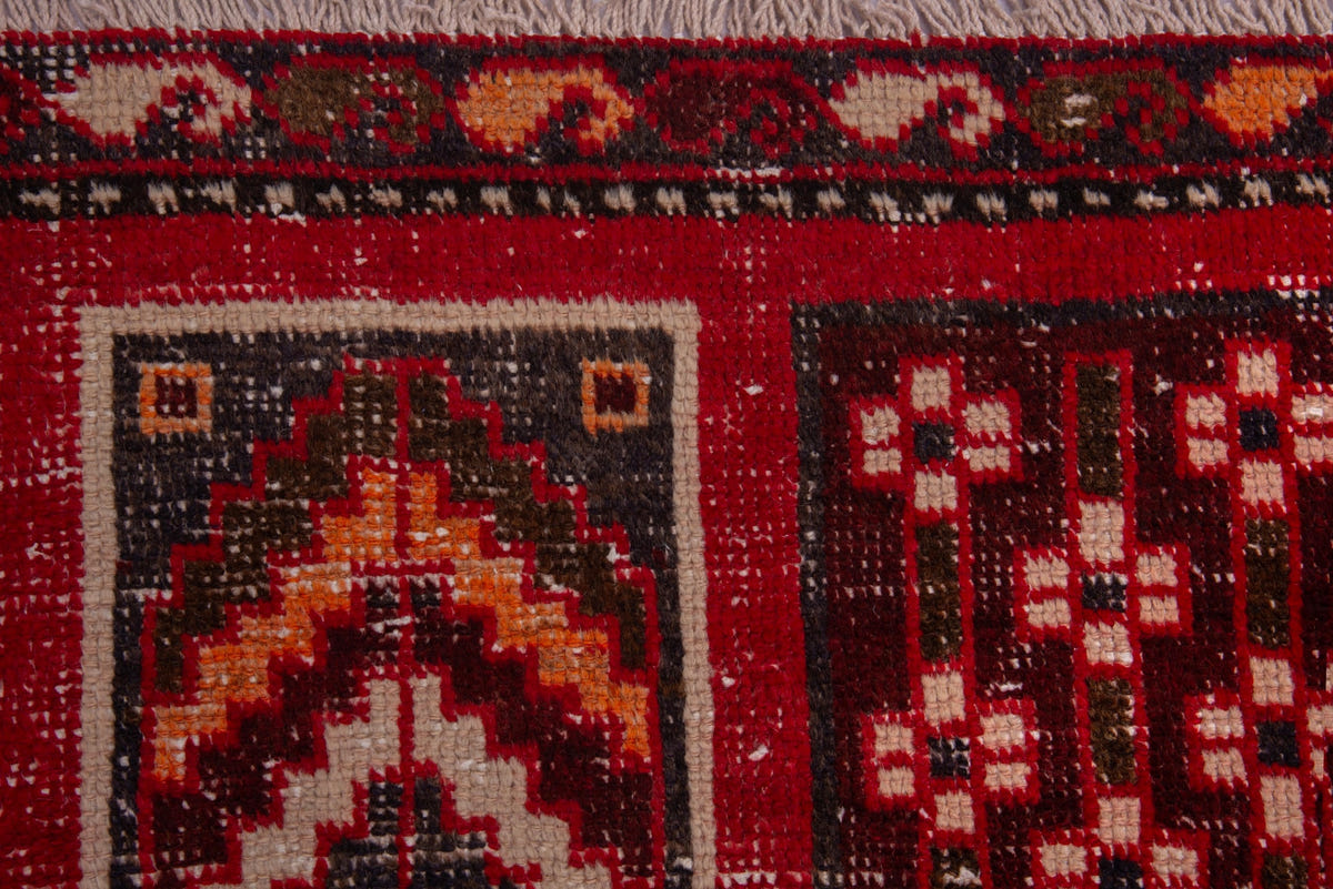 3663, Persian Bakhtiari Area Rug