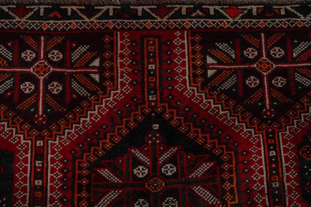3673, Persian Shiraz Area Rug