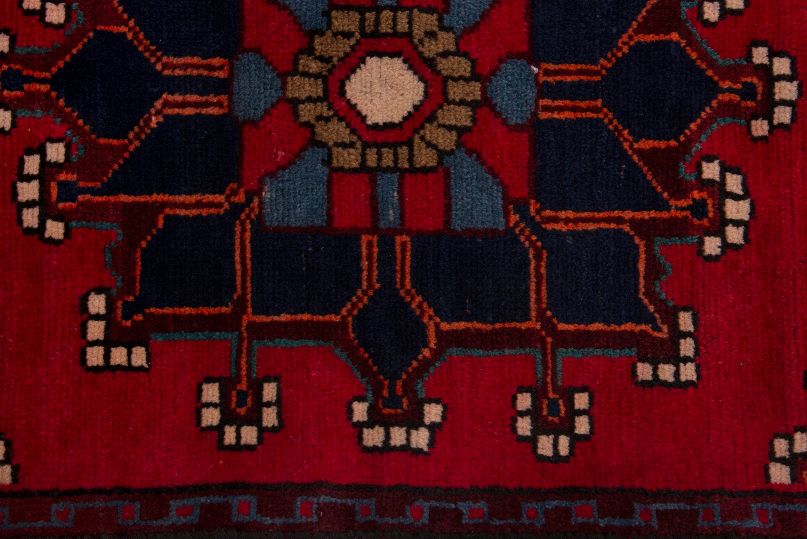 Persian Hamedan rug, view 6 of 7