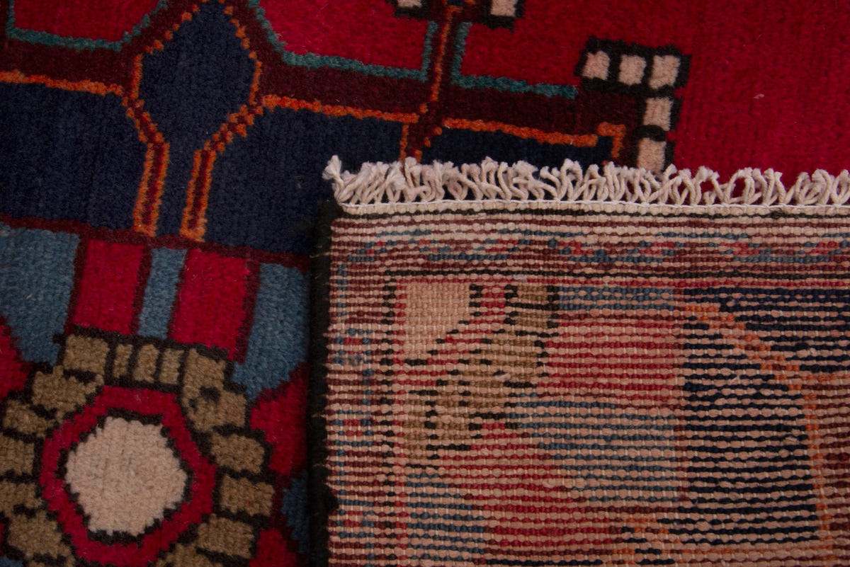 Persian Hamedan rug, view 7 of 7
