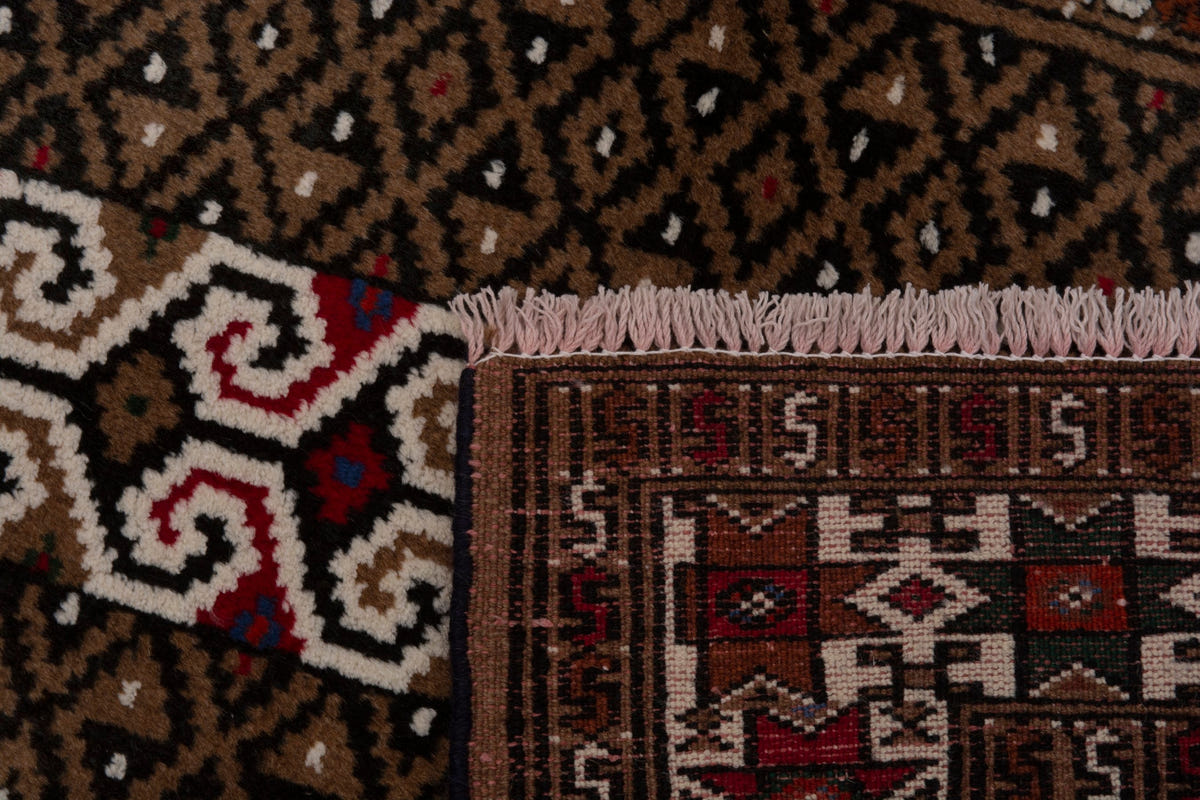3807, Persian Torkaman Rug