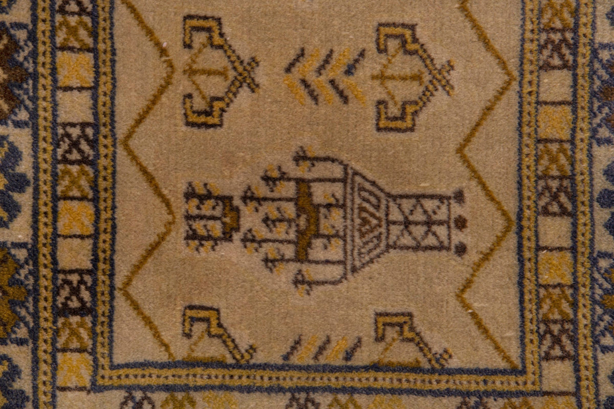 3849, Persian Torkaman Mini Rug
