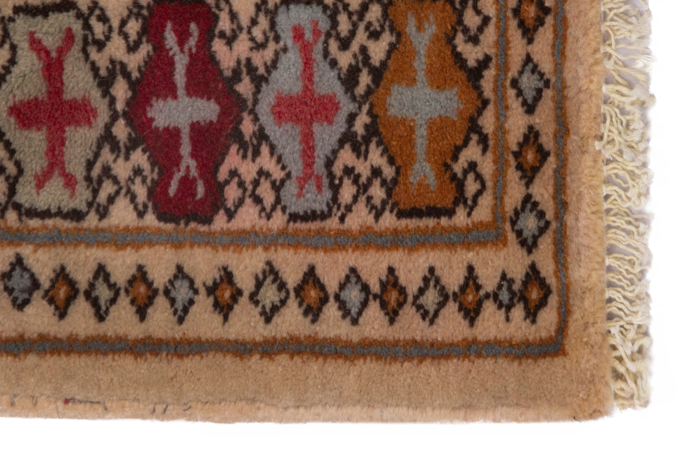 Persian Torkaman accent rug in cream and deep red, view 4 of 7