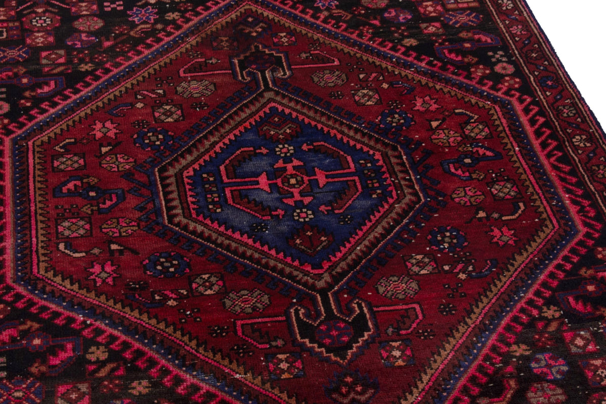 3908, Persian Zanjan Area Rug