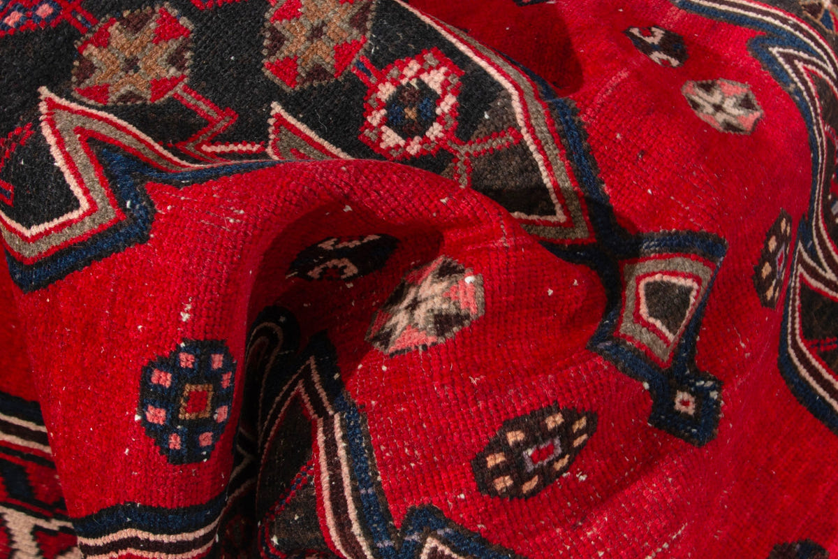 3911, Persian Saveh Area Rug