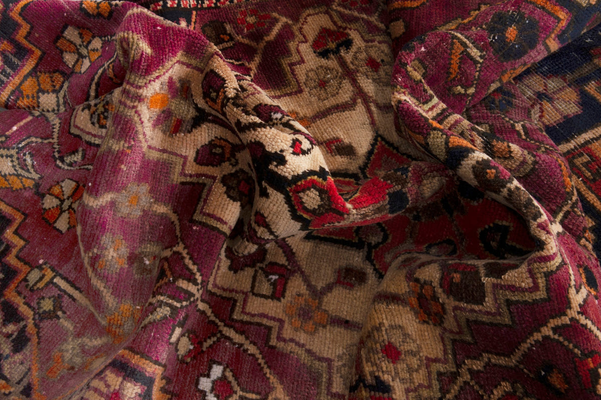 3914, Persian Bakhtiari Area Rug