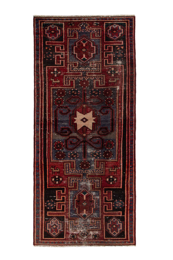 3916, Persian Zanjan Area Rug