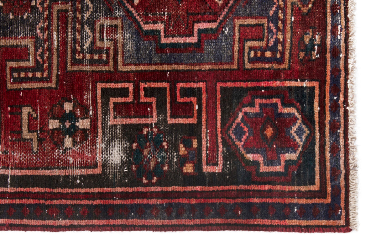 3916, Persian Zanjan Area Rug