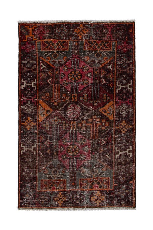 3920, Persian Bakhtiari Area Rug