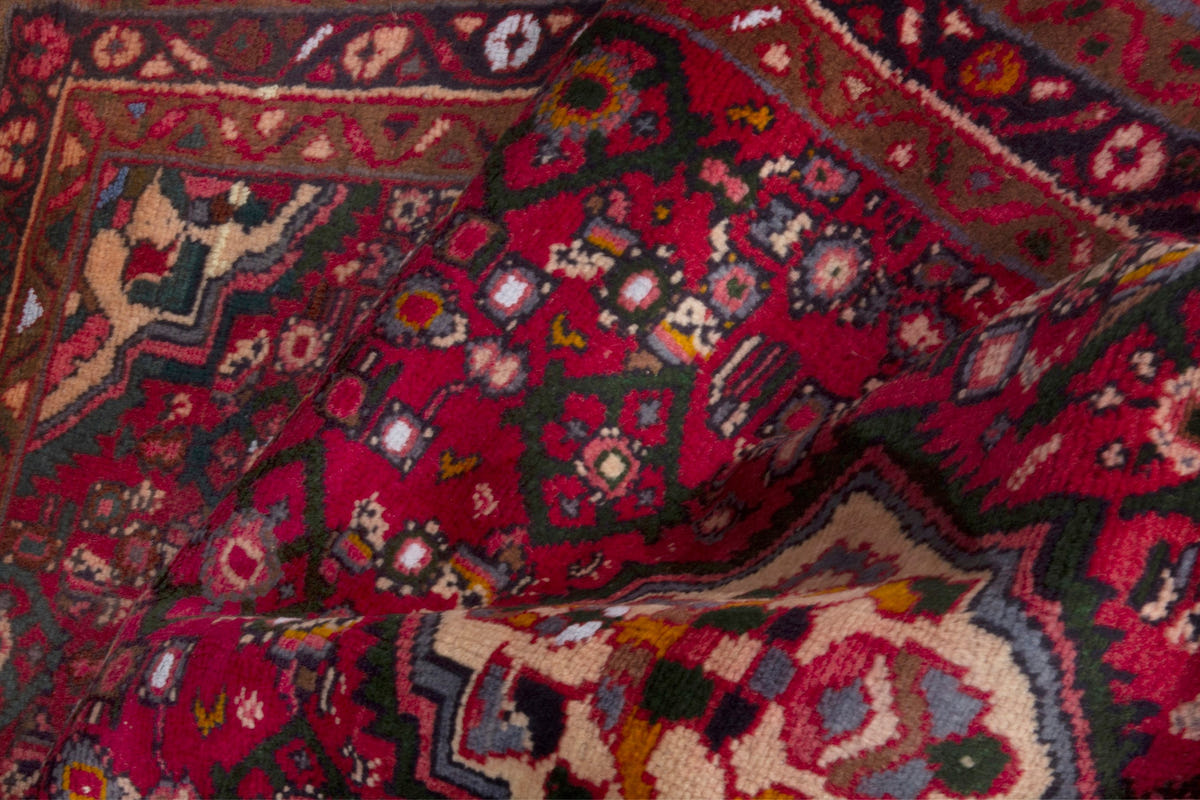 3923, Persian Hamadan Area Rug