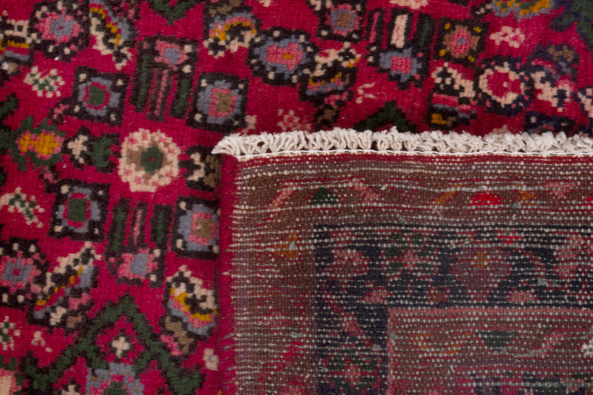 3923, Persian Hamadan Area Rug
