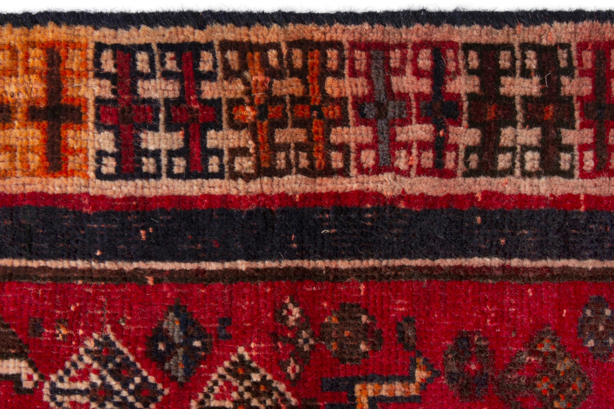 3942, Persian Shiraz Area Rug