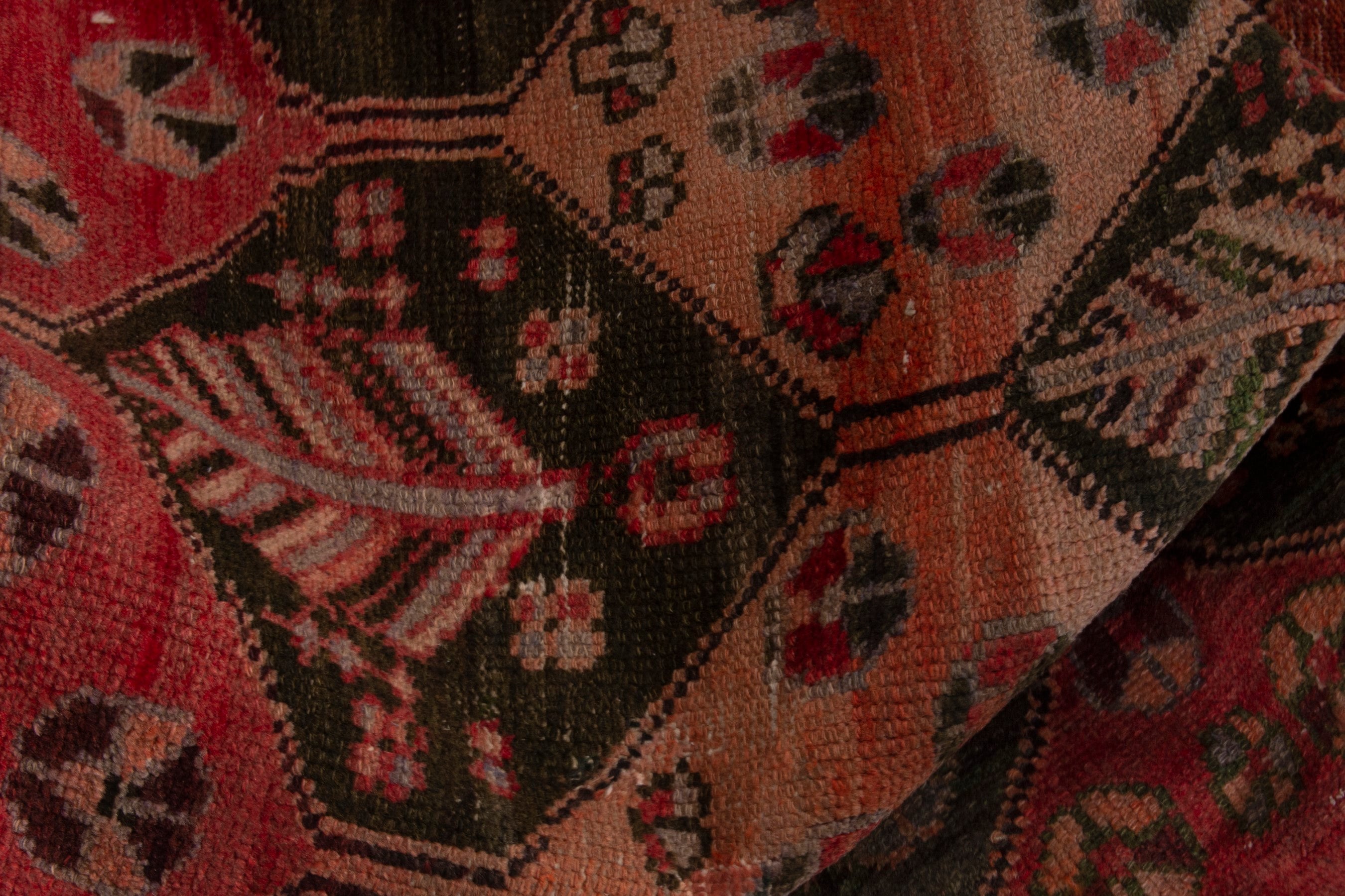 Persian Bakhtiari accent rug in deep red and burgundy, view 17 of 18