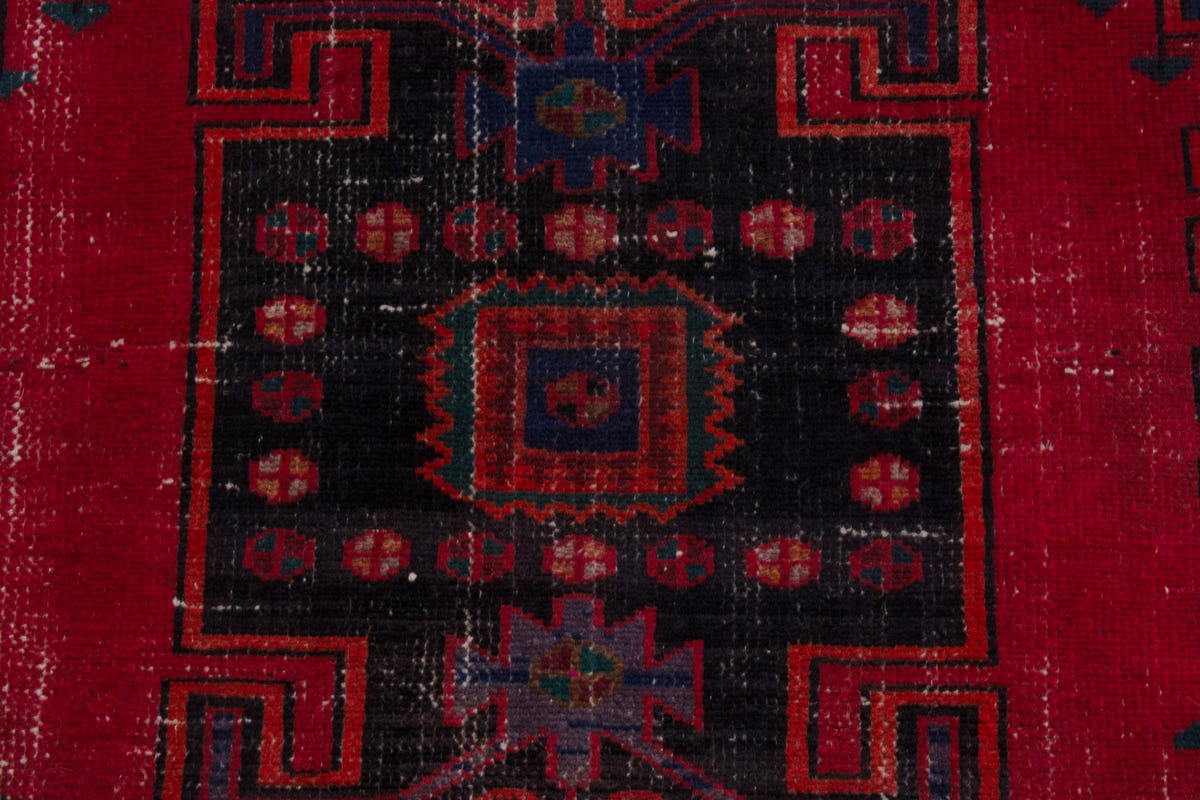 3955, Persian Zanjan Area Rug