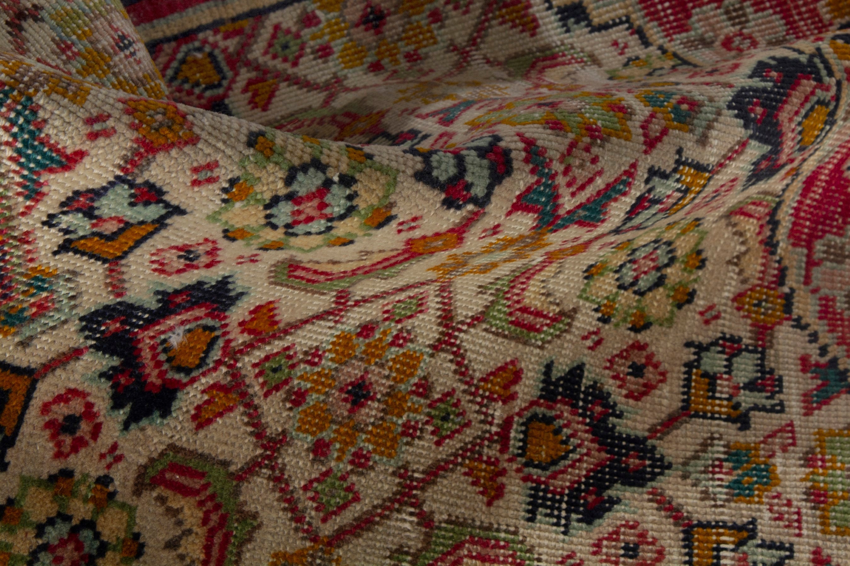 Persian Tabriz accent rug in cream and deep red, view 16 of 18