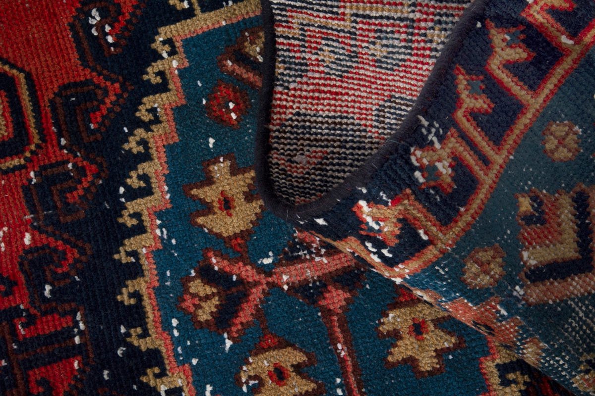3981, Persian Vist Runner Rug