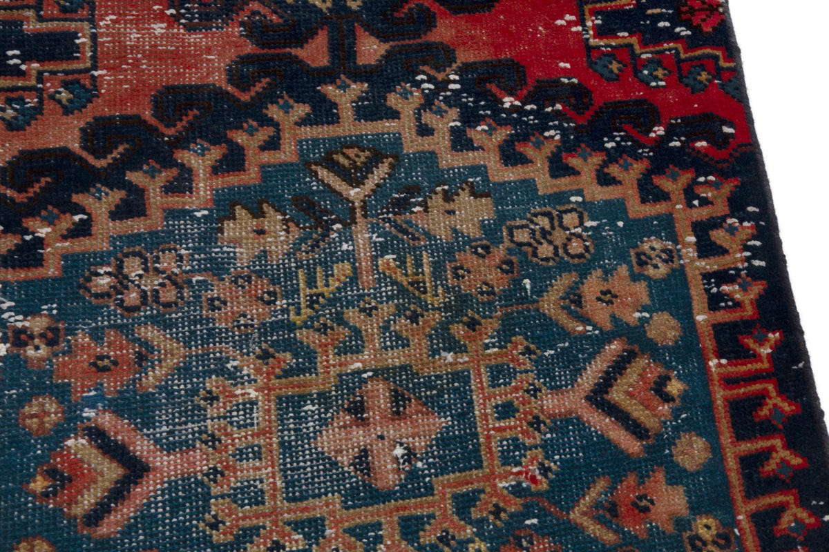 3981, Persian Vist Runner Rug