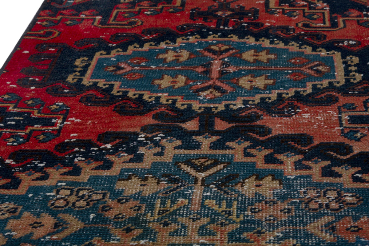 3981, Persian Vist Runner Rug