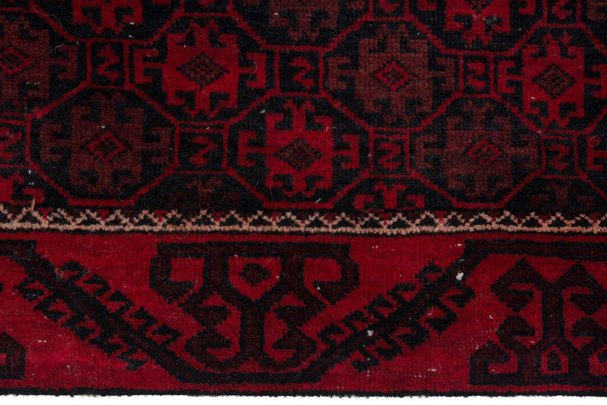 4004, Persian Baluch Area Rug