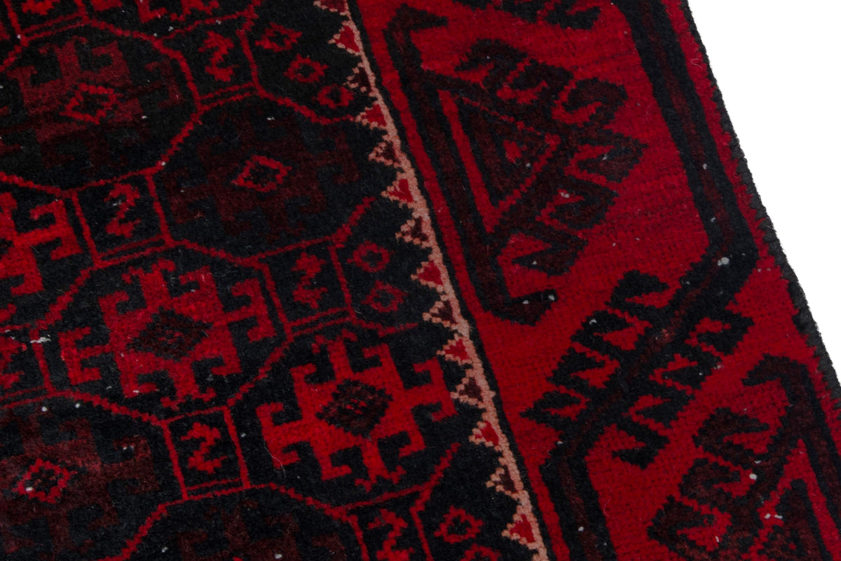 4004, Persian Baluch Area Rug