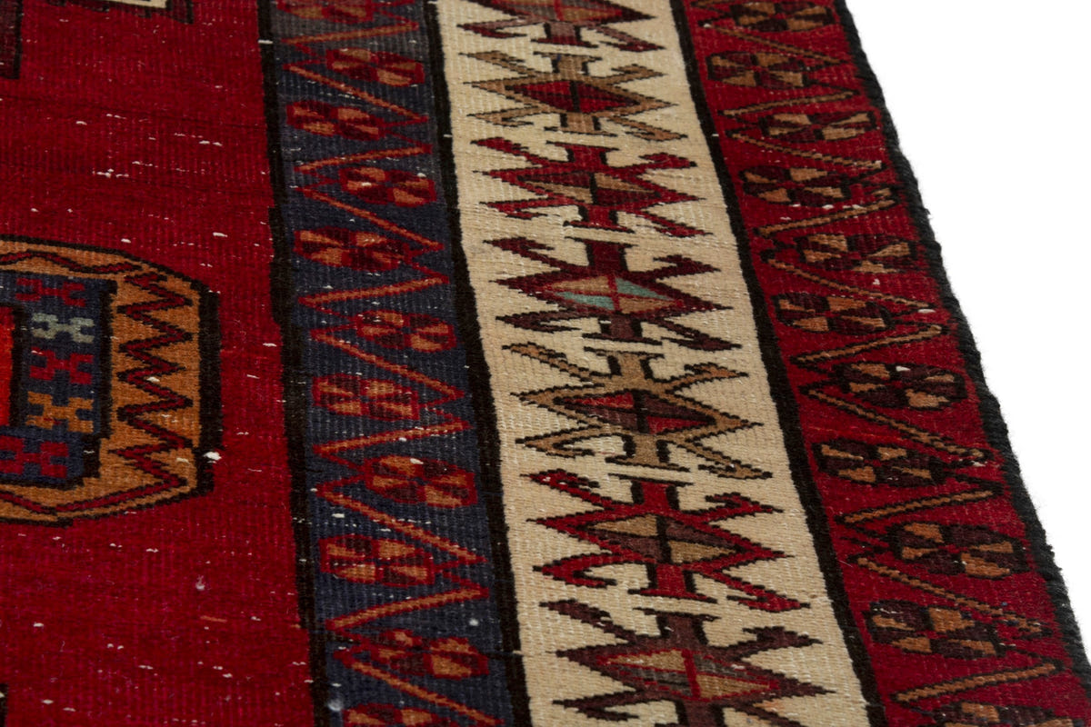 4010, Persian Ardabil Area Rug