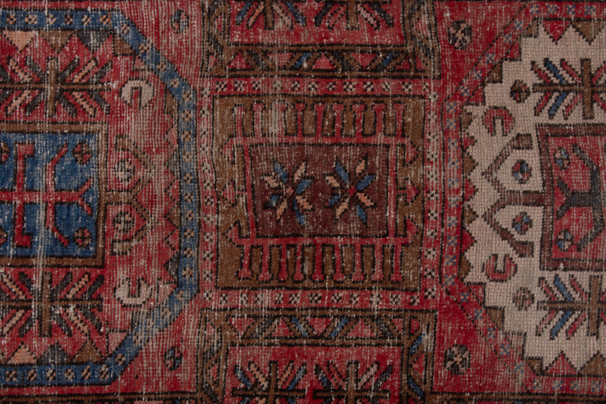 4032, Persian Gharajeh Runner Rug
