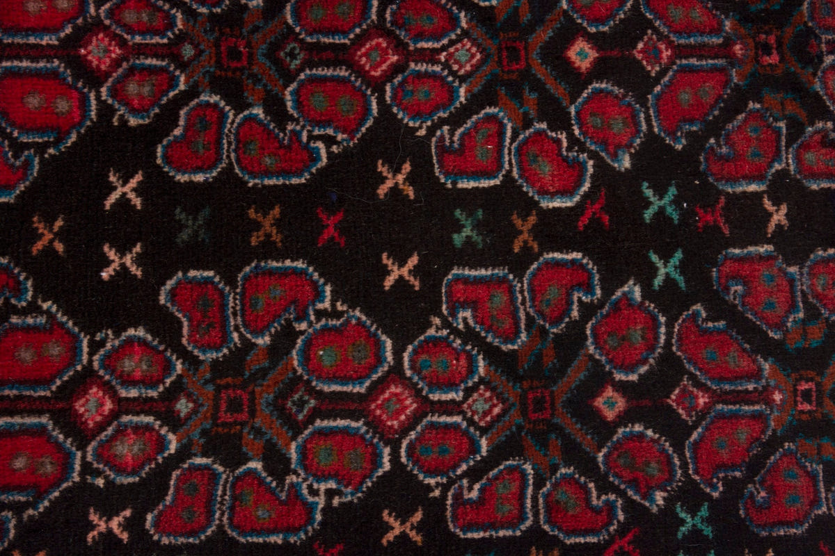 4056, Persian Sanandaj Runner Rug