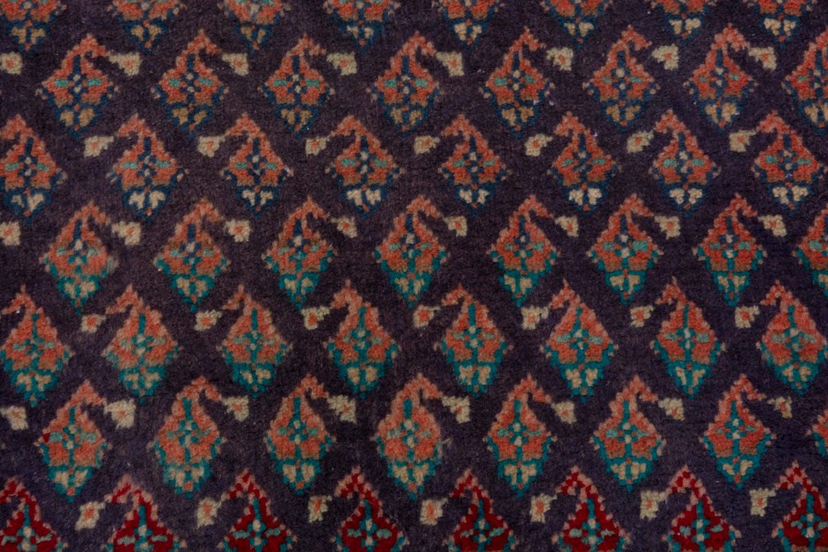 4060, Persian Mahal Runner Rug