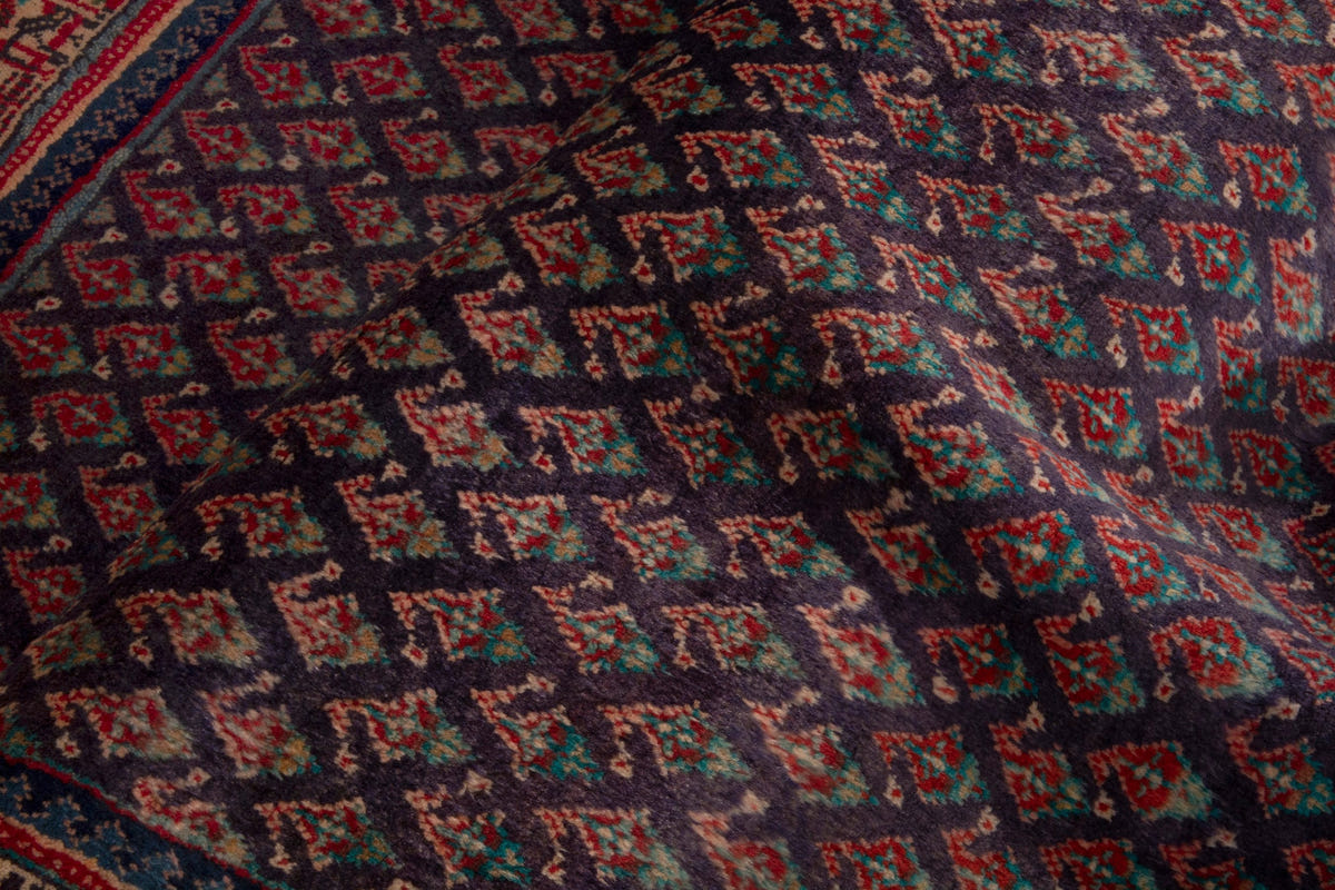 4060, Persian Mahal Runner Rug