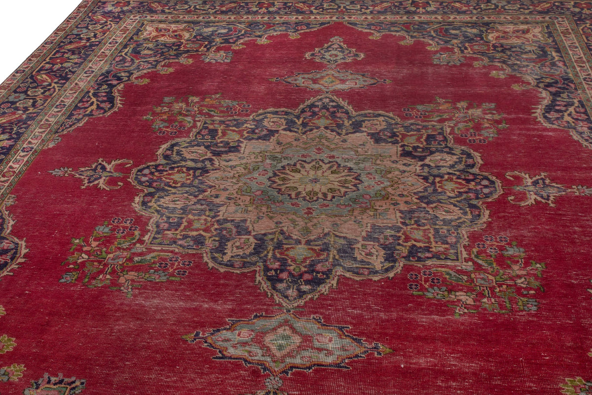 4091, Persian Tabriz Oversized Rug