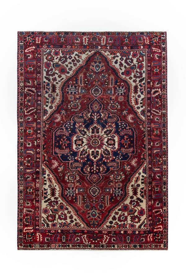 4101, Persian Bakhtiari Oversized Rug