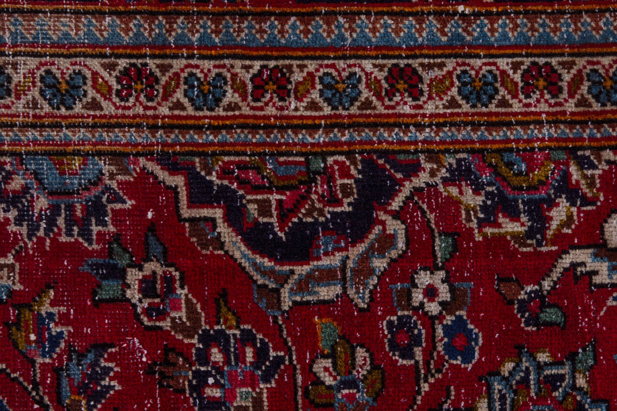4105, Persian Kashan Oversized Rug