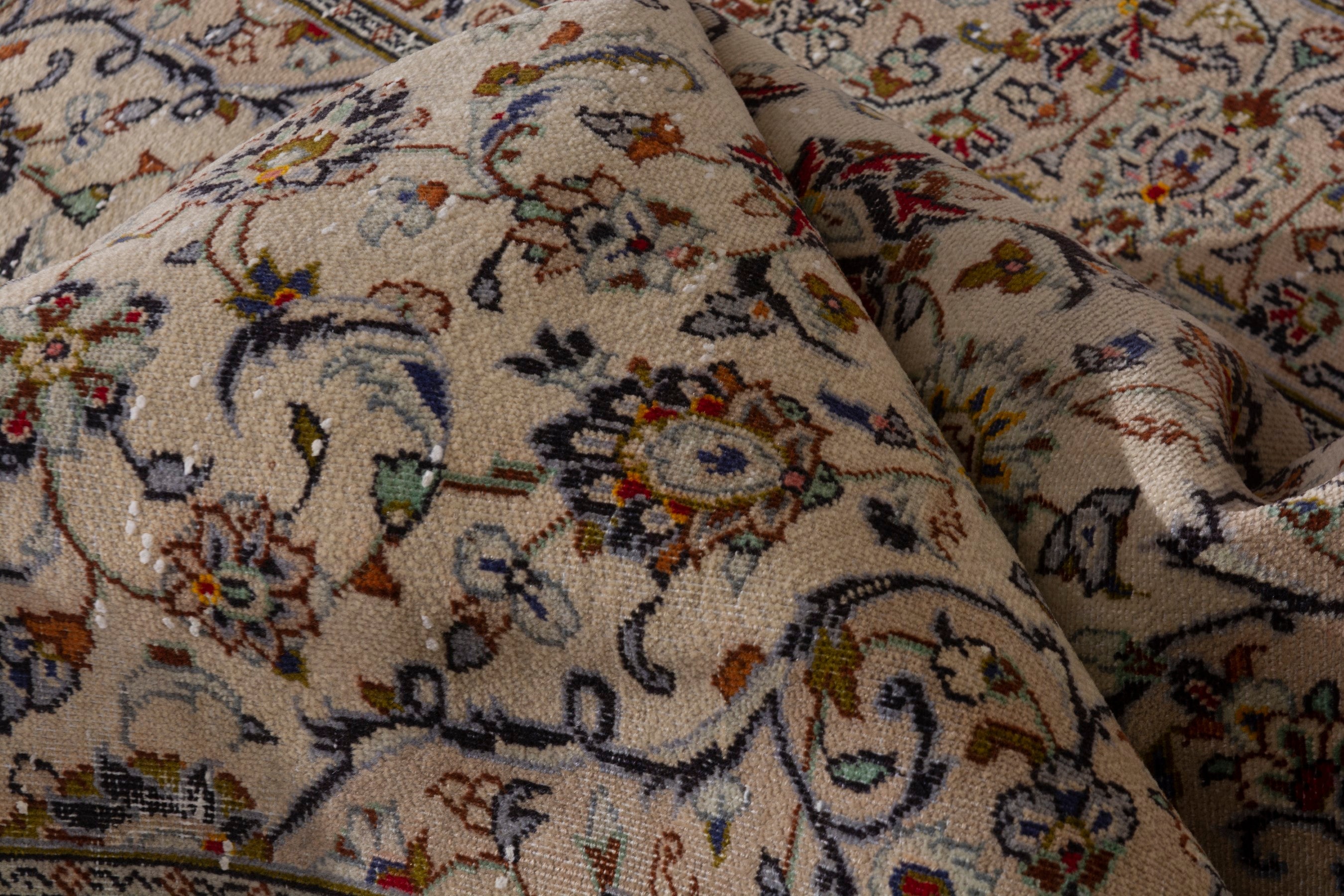 Persian Kashan area rug in cream and faded red, view 16 of 19
