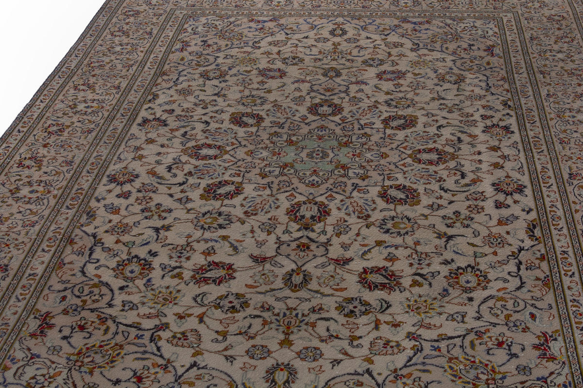 4133, Persian Kashan Oversized Rug