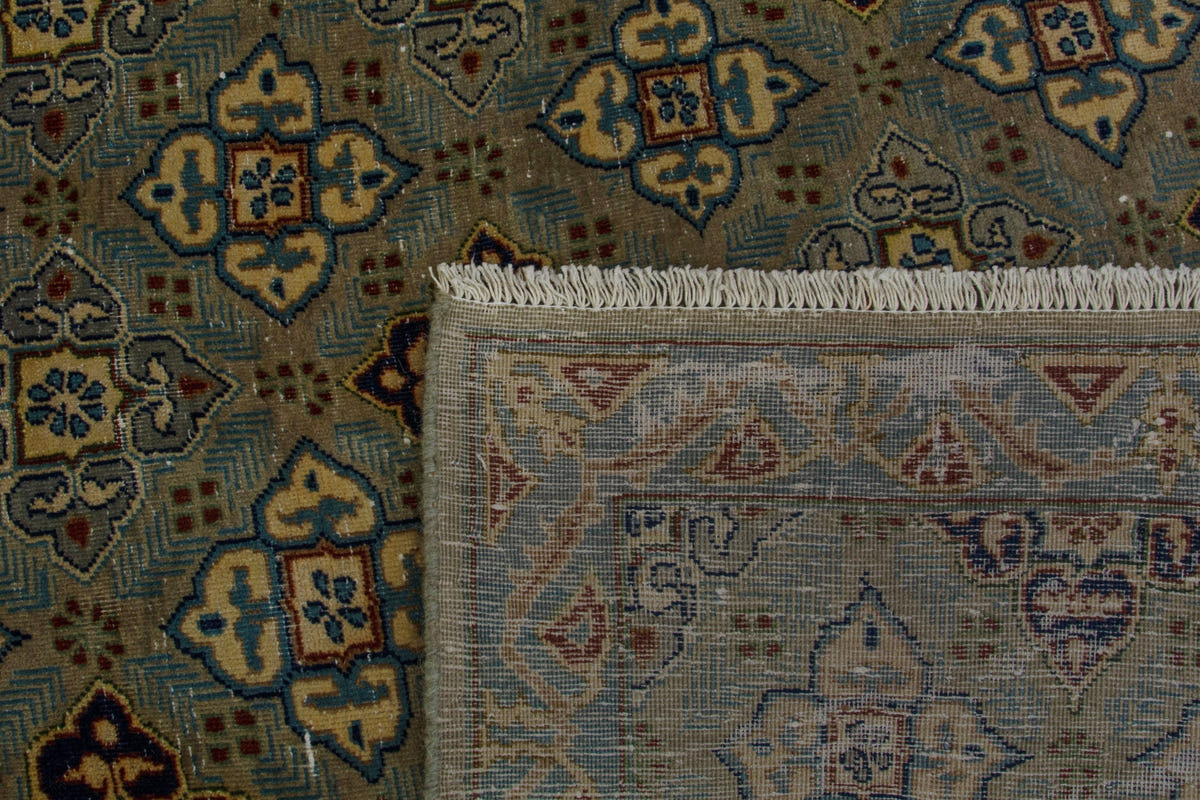 4154, Persian Kashan Oversized Rug