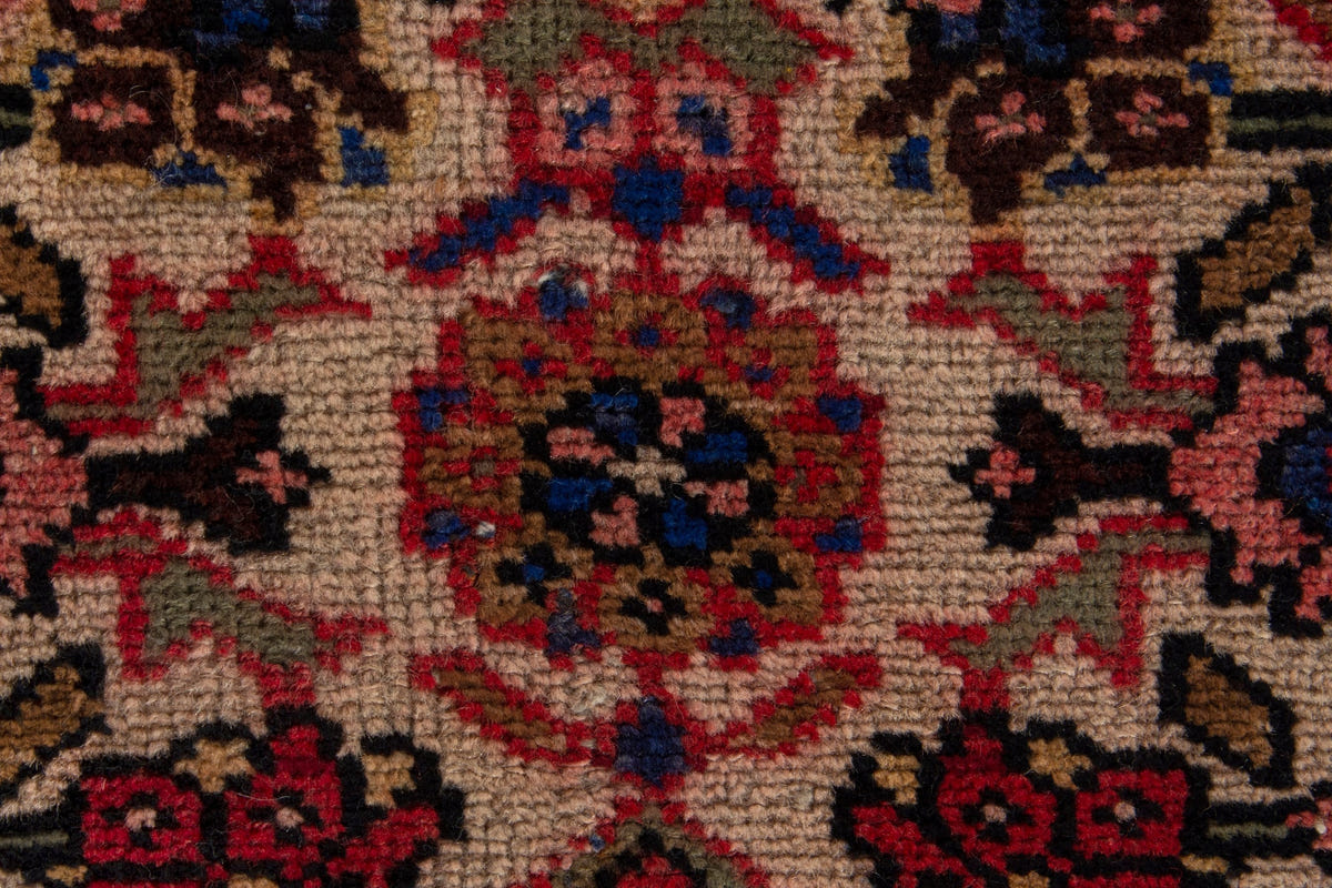 4200, Persian Gharajeh Mini Rug