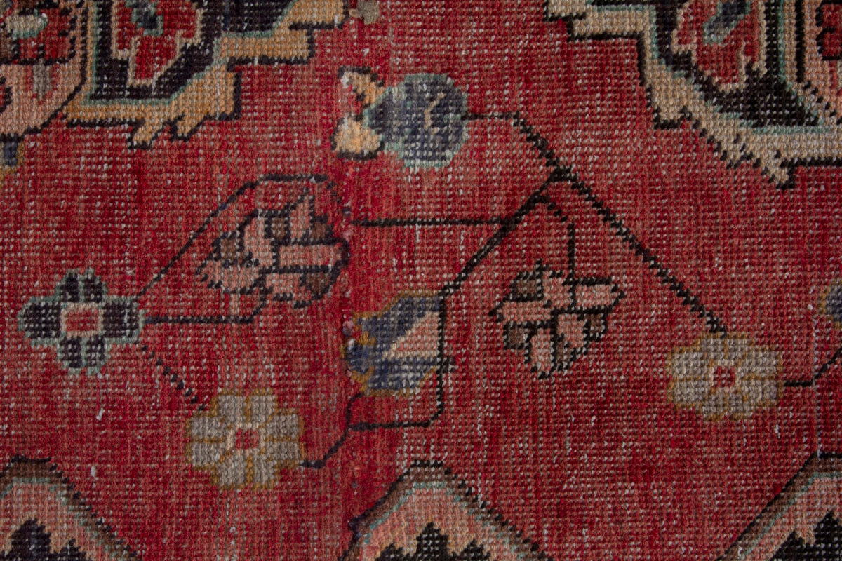 4244, Persian Arak Runner Rug