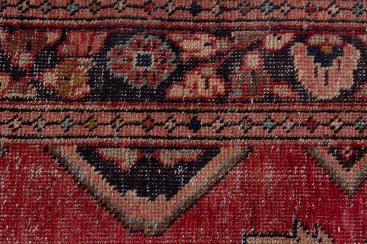 4244, Persian Arak Runner Rug