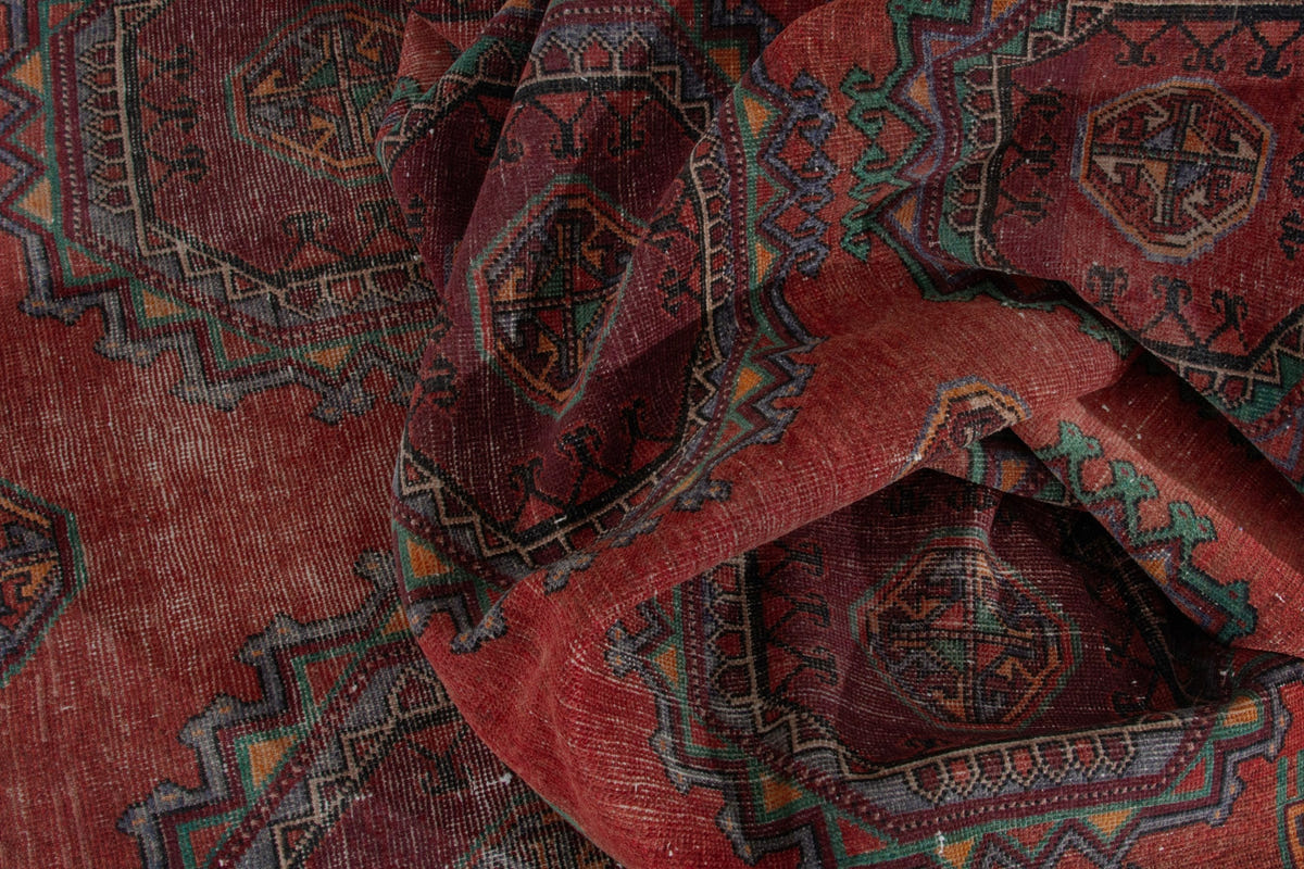 4250, Persian Torkaman Area Rug