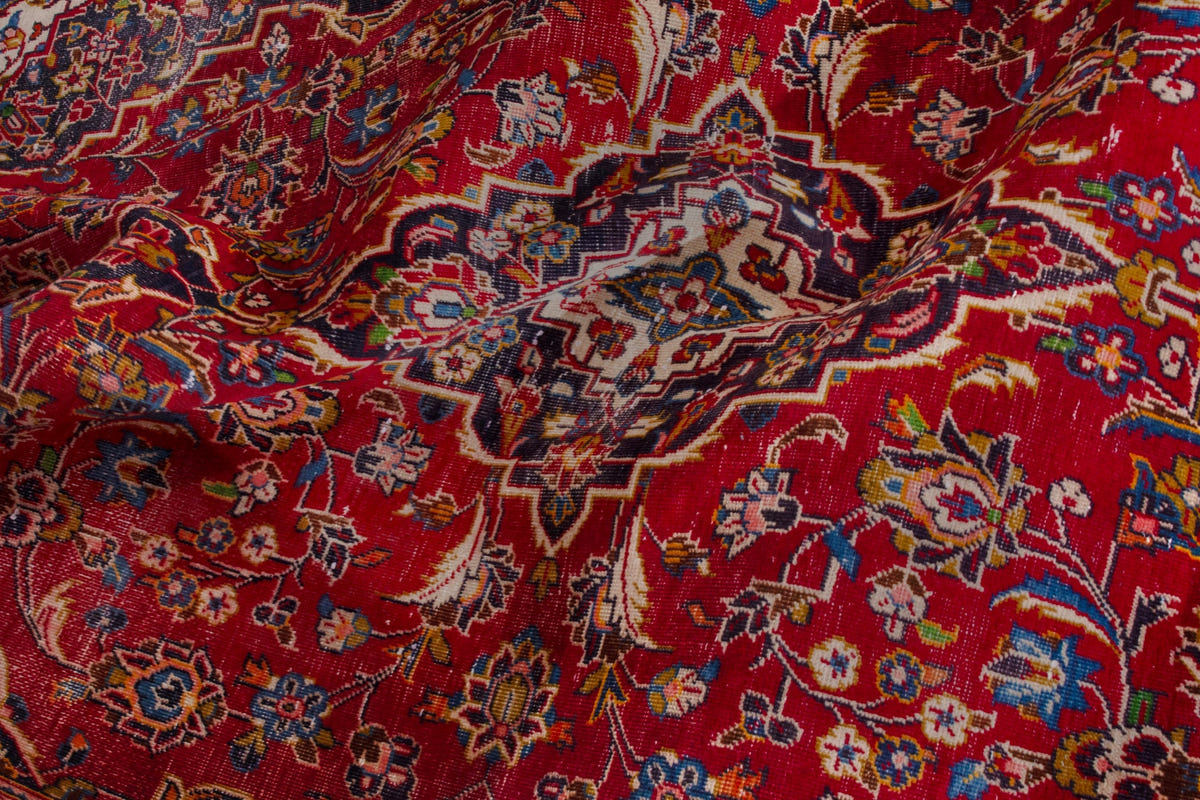 4251, Persian Kashan Area Rug