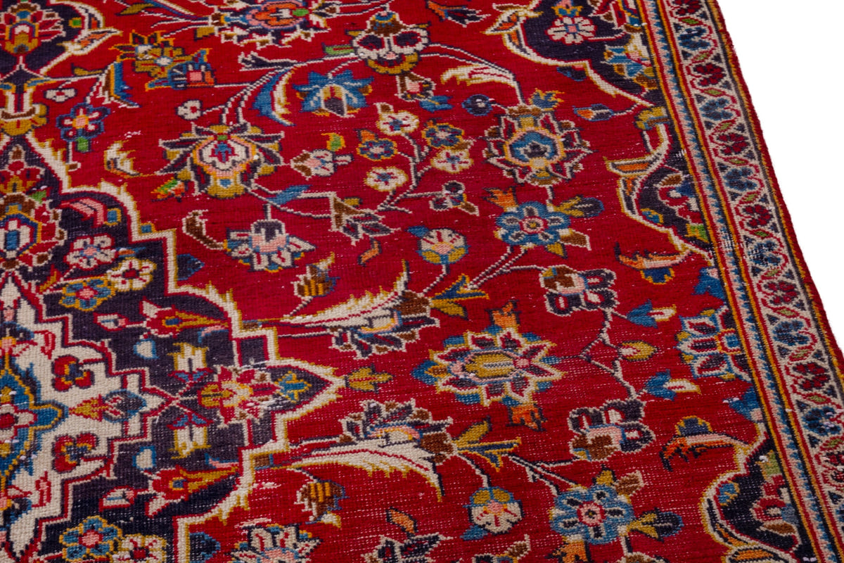 4251, Persian Kashan Area Rug