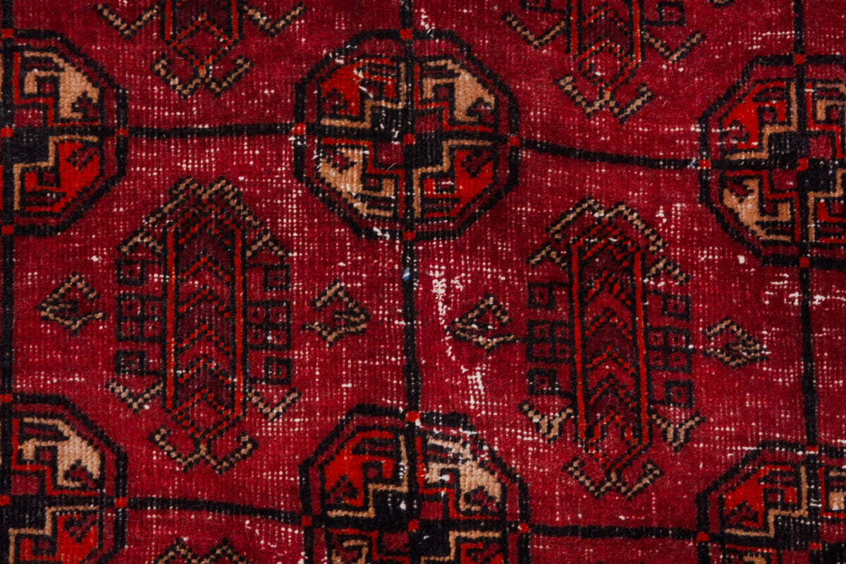4252, Persian Torkaman Area Rug