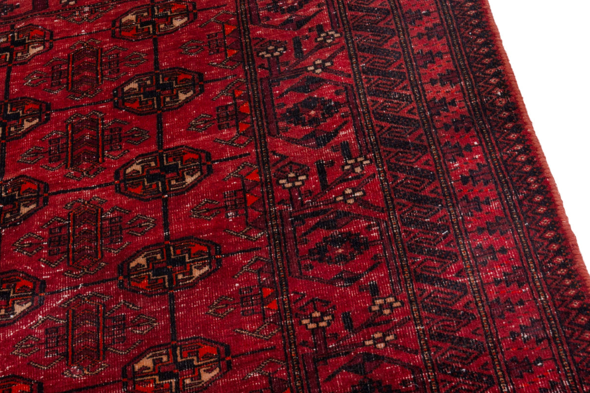 4252, Persian Torkaman Area Rug